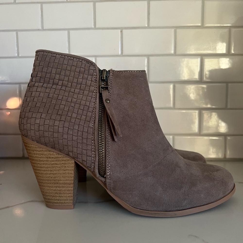 Maurice’s Brand women’s boots